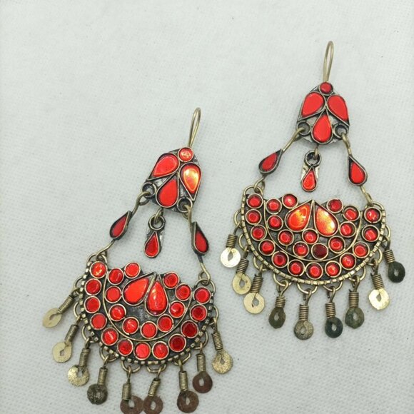 Glass Stones Kuchi Earrings With Dangling Tassels, Tribal Dangle Earrings - Picture 4 of 4